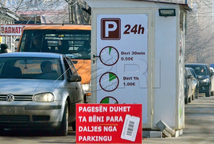 Mbyllja e përkohshme e parkingjeve private në kryeqytet, Gashi: Operonin pa leje