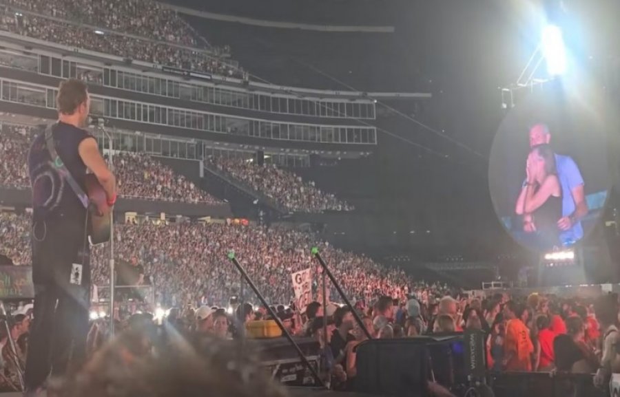 Shefi i Astronomer pezullohet pas videos virale në koncertin e Coldplay