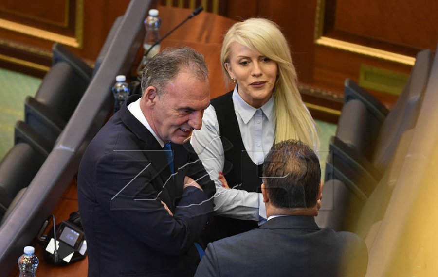 Izmaku: Presim sinjale pozitive nga takimi i sotëm Kurti – Limaj