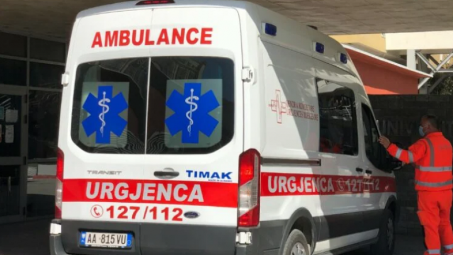 Humb jetën 32-vjeçari në Shëngjin, ra në kontakt me rrymën dhe pastaj u rrëzua nga skelet