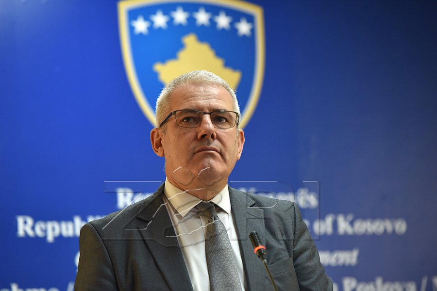 Armatimi serb në veri dëshmon përfshirjen e drejtpërdrejtë të Beogradit, thotë Sveçla