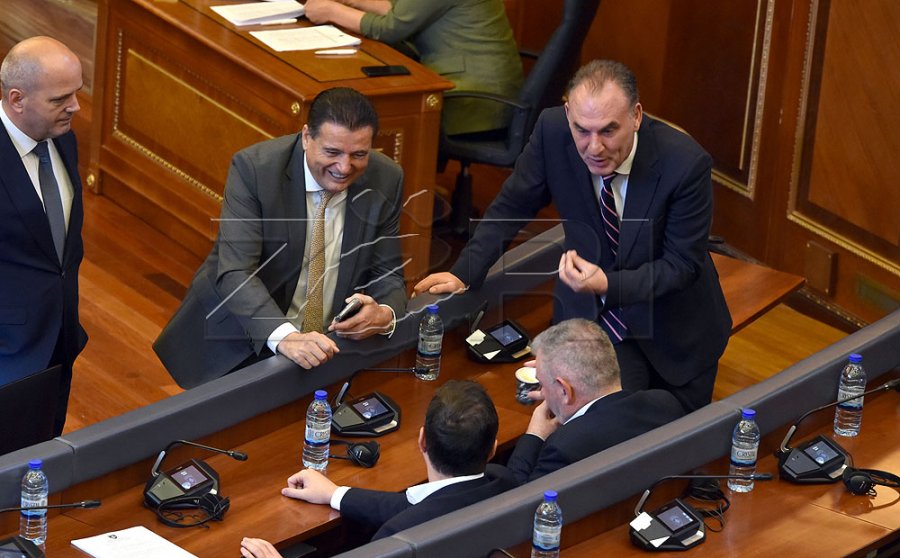 Abdixhiku i përgjigjet Bahtirit për koalicionin LDK-PDK