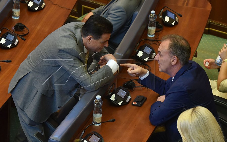 Bahtiri: S’ka marrëveshje mes Kurtit dhe Limajt