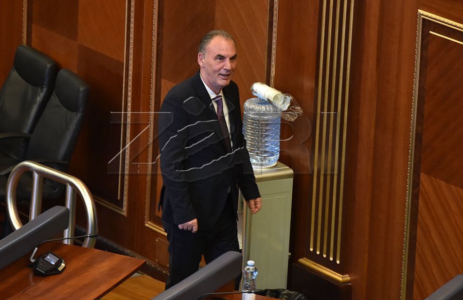Bulliqi thotë se LVV-ja më së paku është marrë me Fatmir Limajn