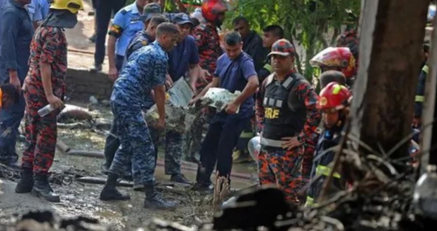 Rrëzimi i avionit në Bangladesh, në mesin e viktimave edhe 25 studentë
