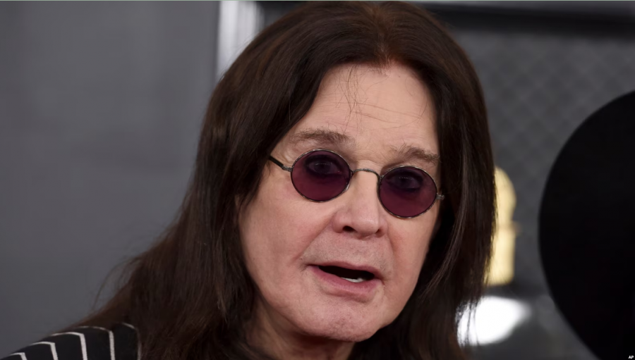 Vdes Ozzy Osbourne, këngëtari i Black Sabbath
