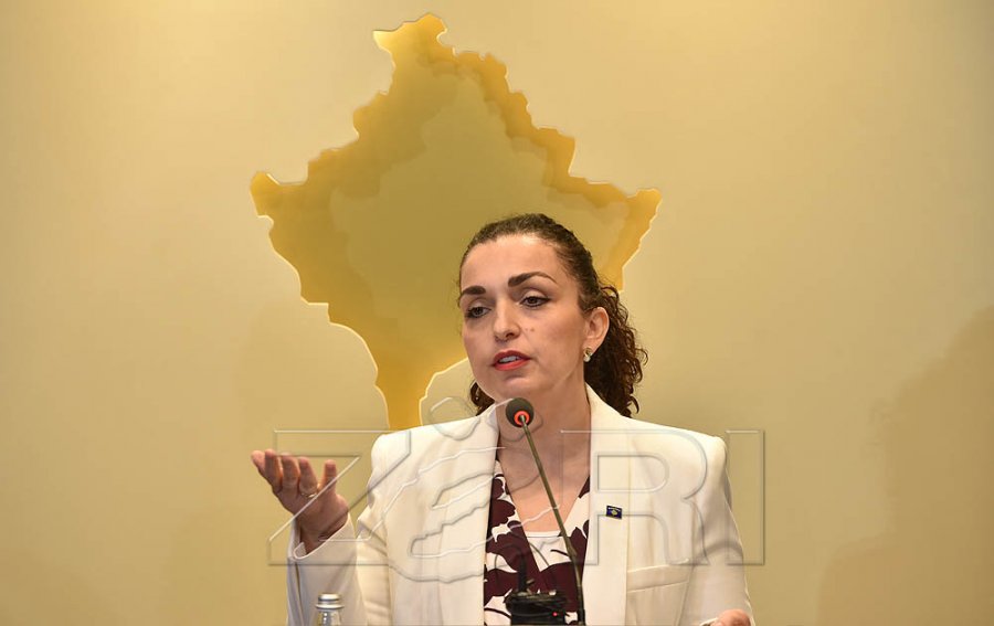 Bllokimi i Kuvendit, Osmani i drejtohet Kushtetuese me kërkesë për sqarime