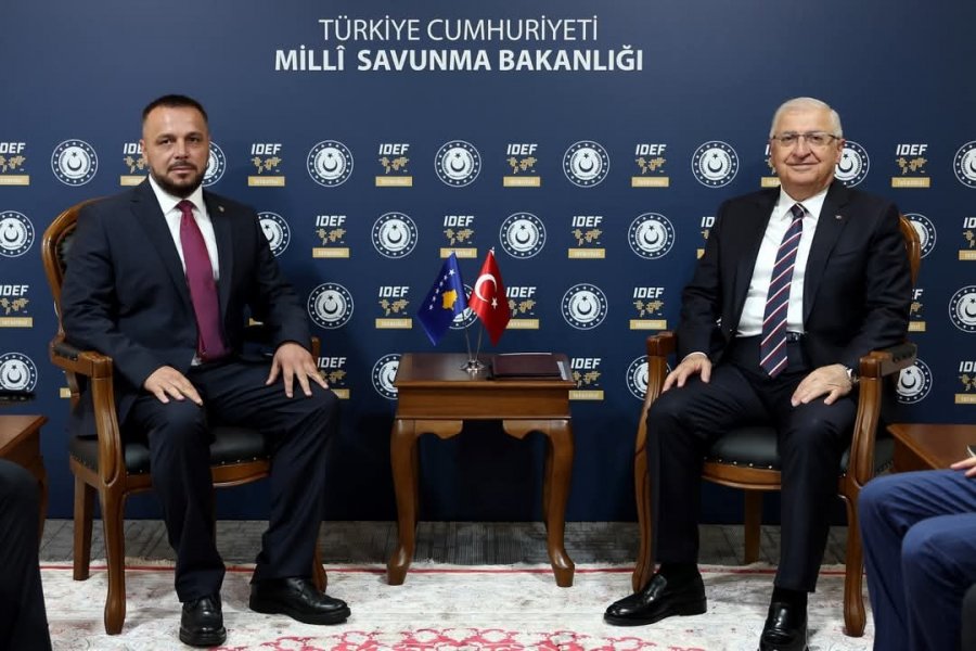 Maqedonci takon Gylerin, ritheksohet bashkëpunimi Kosovë - Turqi në fushën e mbrojtjes