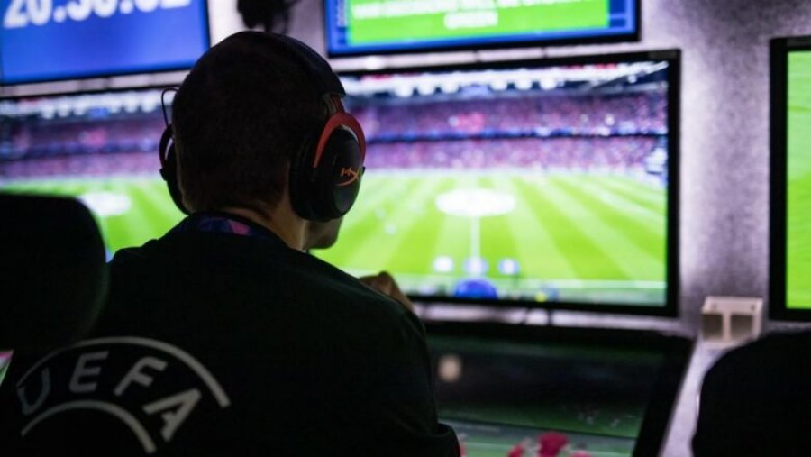 UEFA kundërshton zgjerimin e fuqive të VAR-it për shkak të rritjes së mundshme të vonesave