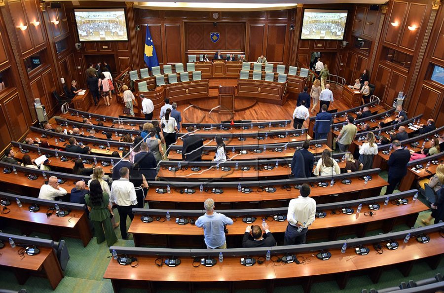 Bajraktari: Kushtetuesja caktoi afatin, por jo pasojën në rast të moskonstituimit të Kuvendit
