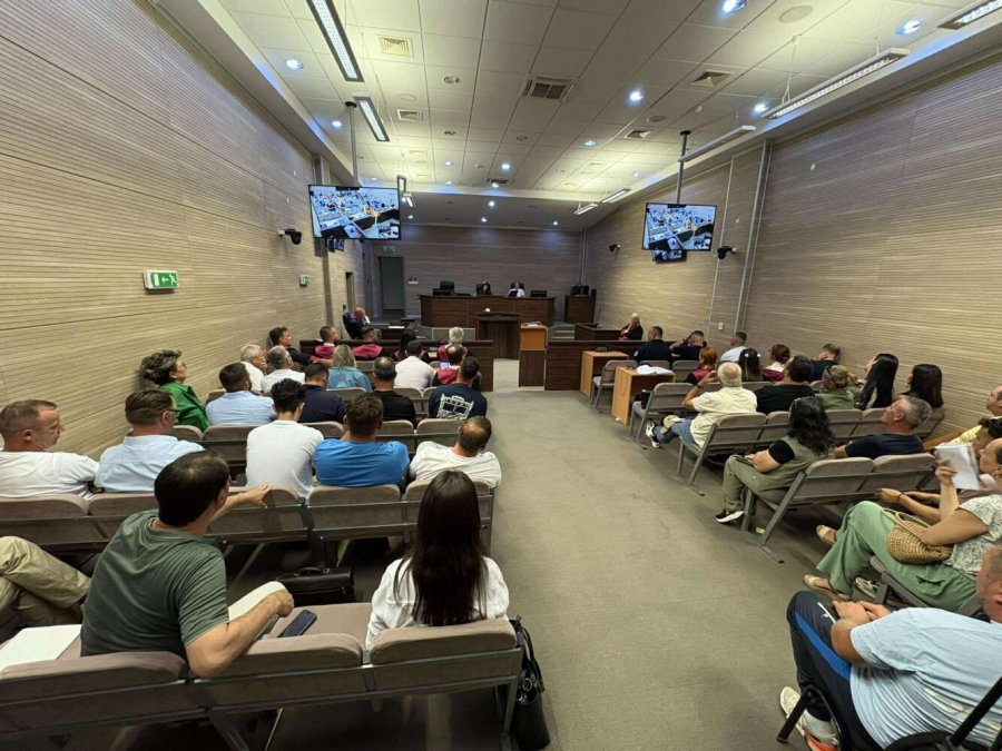 Seancë gjyqësore për mashtrim me vilat, përfitim i kundërligjshëm prej mbi 1 milion e 894 mijë eurove