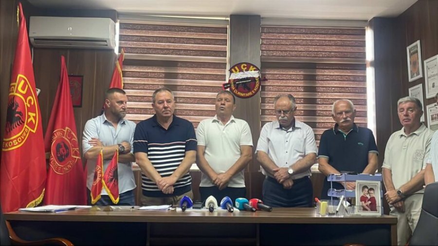 OVL-UÇK kritikon qeverinë për mosmbështetje të drejtuesve të UÇK-së në Hagë