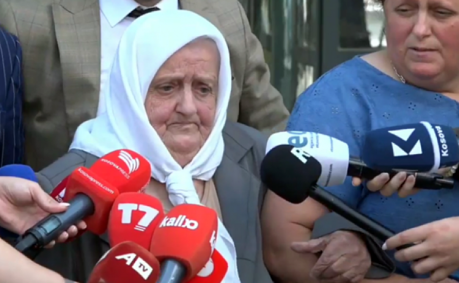 Dënimi i Pleskoviqit për krime lufte, nëna e viktimave: Pak janë 15 vjet, m’i ka mbyt dy djem
