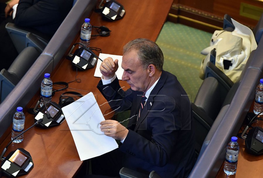 Lekaj: Limaj ka rënë në grackën e Kurtit