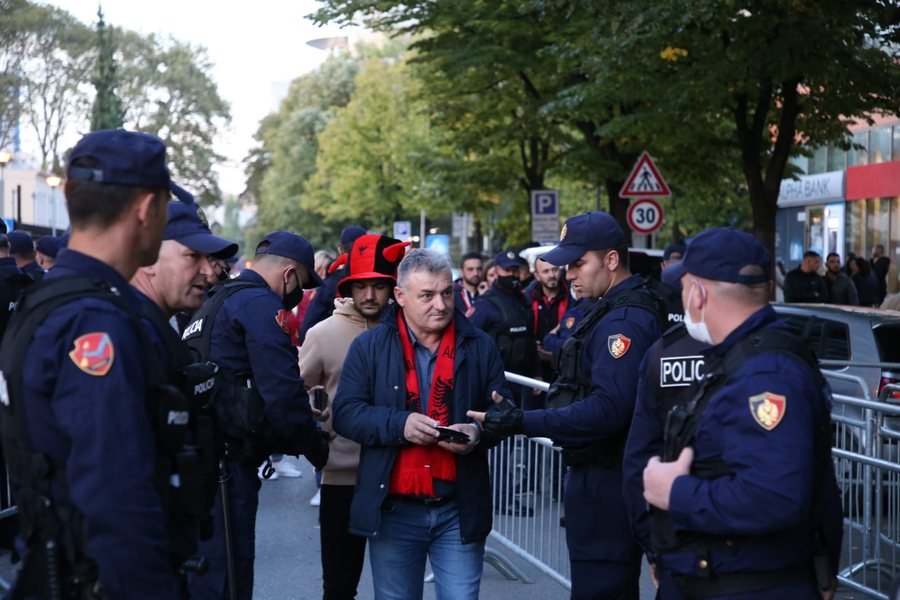 Pajisje anti-dronë e 5 vjet burg për shkeljet, publikohet plani i masave për ndeshjen Shqipëri - Serbi