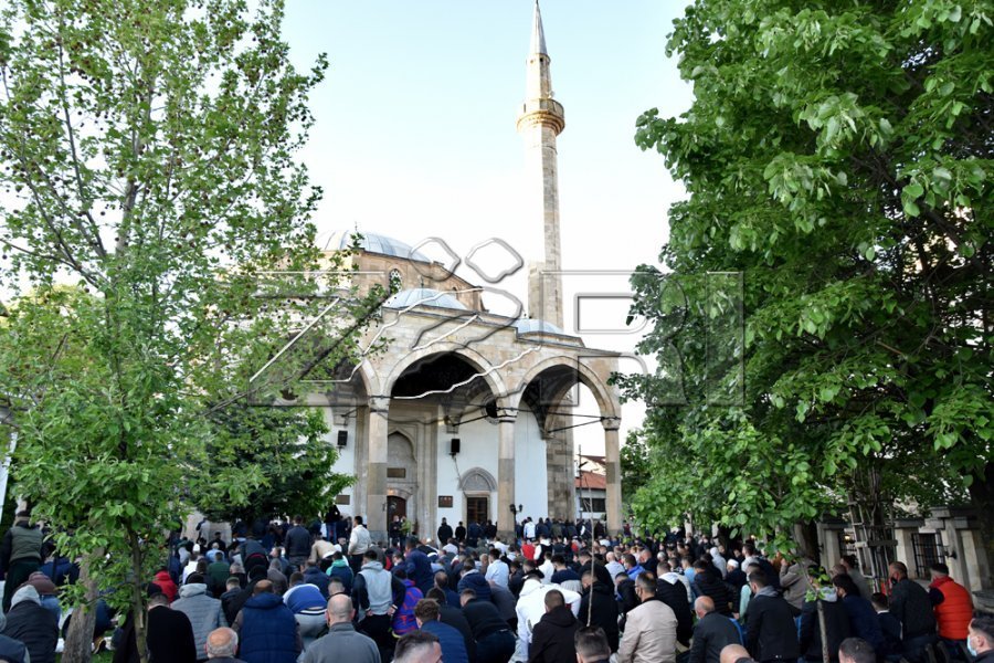 Liderët me thirrje për reflektim e solidaritet në festën e Kurban Bajramit