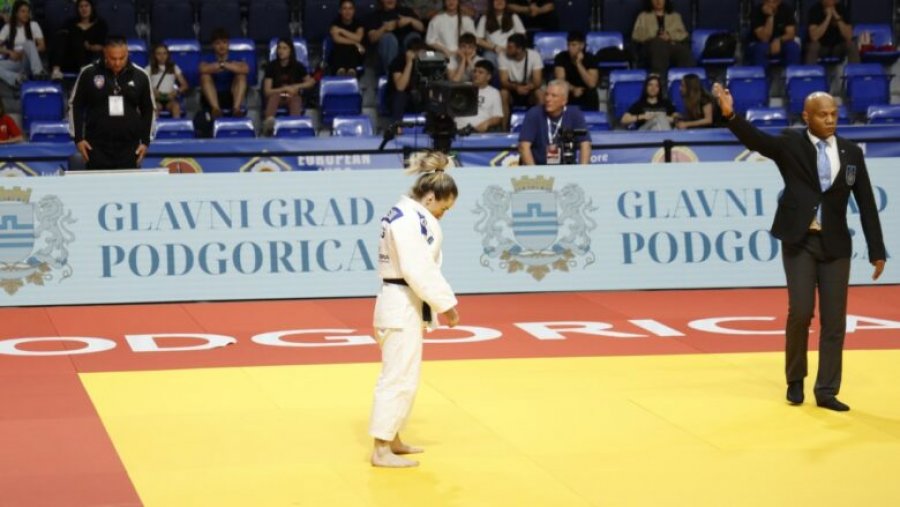 Distria Krasniqi kalon në çerekfinale të Kampionatit Botëror