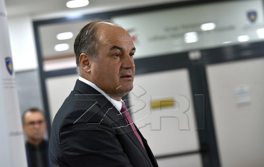 Hoxhaj për protestat  Regjimi i Ajotallahut po bie  Kosova qëndron krah iranianëve që luftojnë për liri