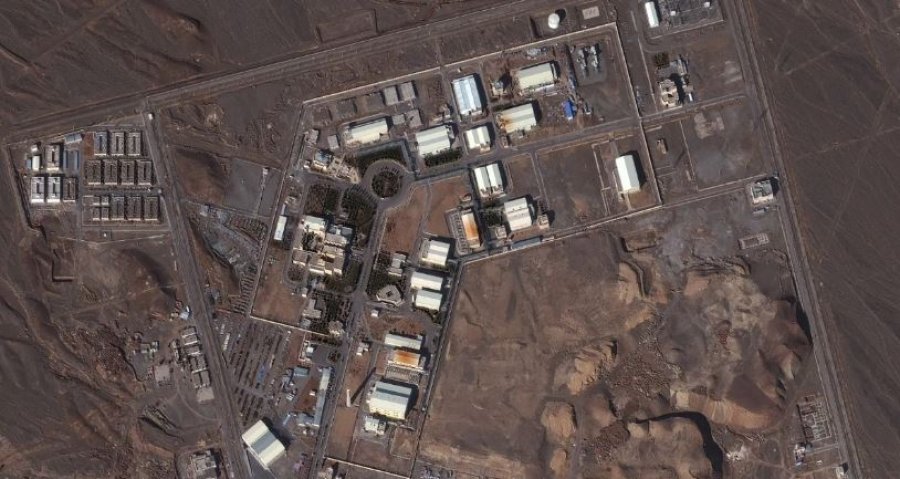 Irani bllokadë Agjencisë Atomike, ndalon hyrjen e shefit të saj dhe kamerat në objektet bërthamore