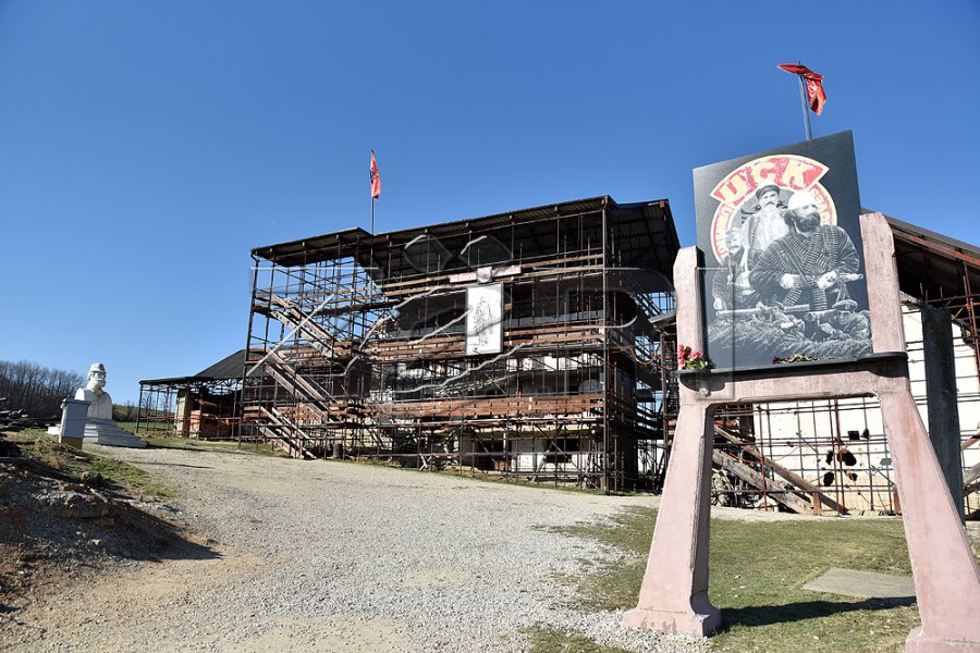 Osmani në 28-vjetorin e Epopesë së UÇK-së: Nga sakrifica sublime te liria, udhërrëfyes për brezat