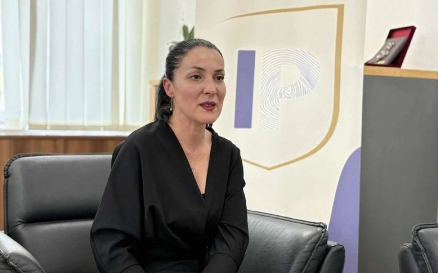 Sogojeva Dermaku  Mosnjohja e qytetarëve me teknologjinë çon te vjedhja e llogarive bankare