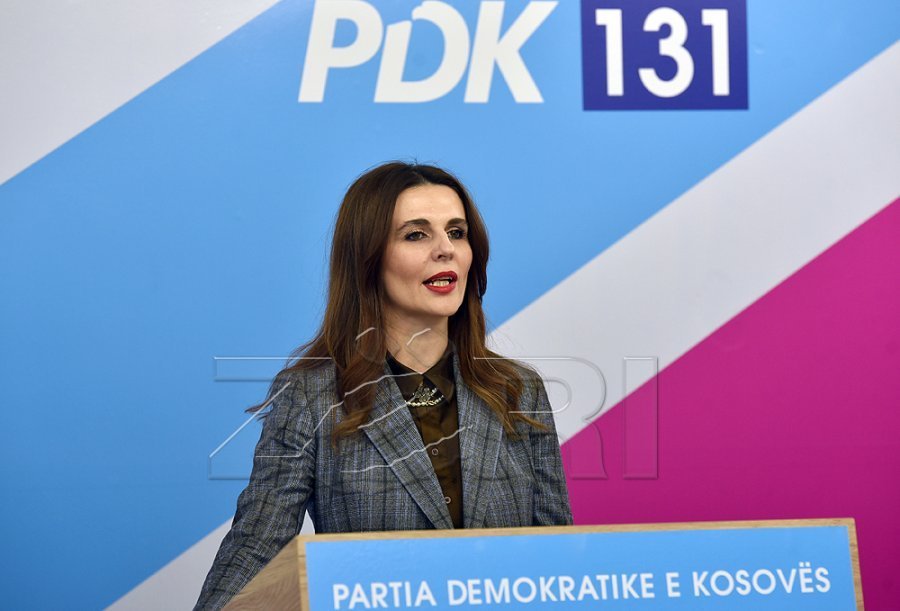 Kurti u mashtrua nga komedianët rus, reagon Çitaku: Përmbajtja e bisedës është skandaloze