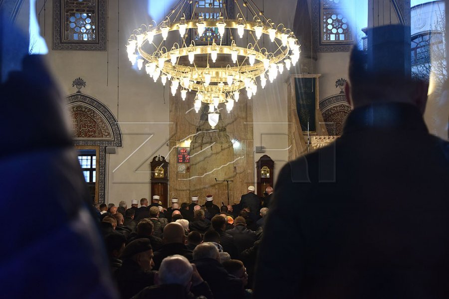 Festa e Fitër Bajramit, Haradinaj uron besimtarët myslimanë