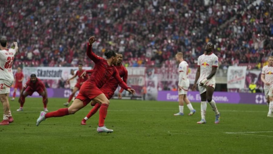 Bayern Munichu barazon me Leipzigun – festa e titullit shtyhet për javën tjetër