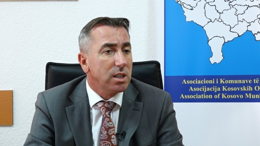 Ibrahimi thotë se neglizhenca e ministrive lë komunat pa miliona euro nga BE-ja e Japonia