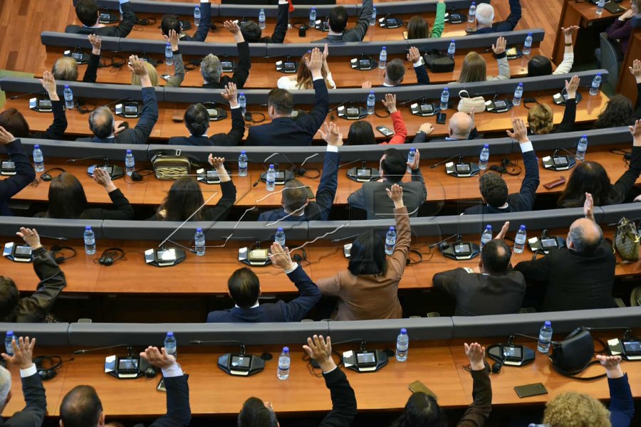 Me 103 vota  Kuvendi ratifikon anëtarësimin e Kosovës në Bordin e Paqes
