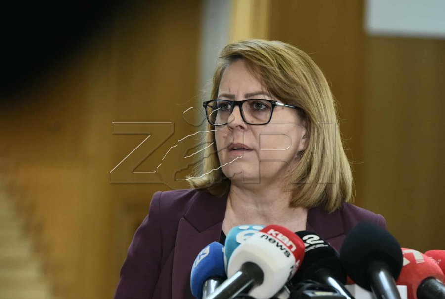 Bajrami: Arsimi në Kosovë ka degraduar, na duhet reformë rrënjësore