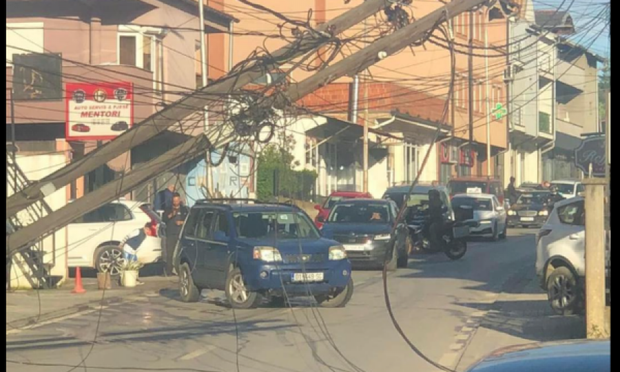 Ndërpritet rryma në rrugën “Isa Kastrati” në Prishtinë, shkak dëmtimi i shtyllave