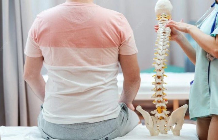 Hernia diskale, simptomat dhe trajtimet natyrale