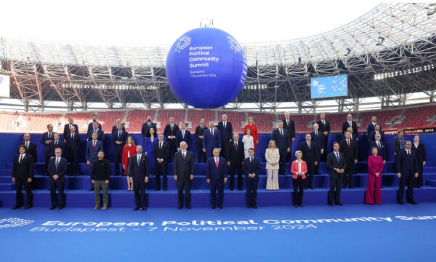 Presidentja Osmani përfaqëson Kosovën në Samitin e Komunitetit Politik Evropian në Tiranë