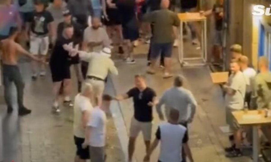 Përleshje masive mes tifozëve të Tottenhamit e të Man Utd para finales së sotme në Ligën e Evropës