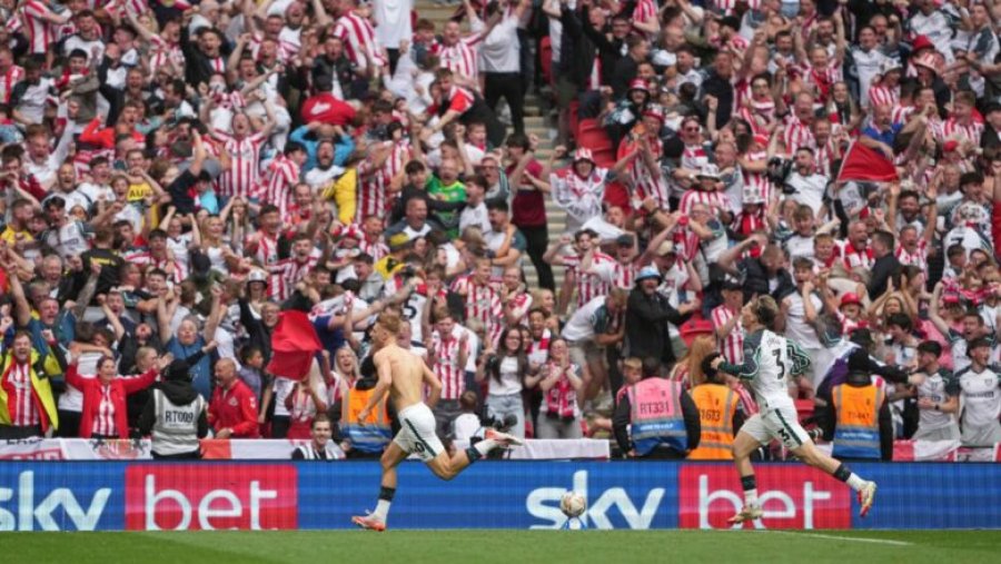 Sunderlandi siguron rikthimin në Premierligë pas tetë vjetësh mungesë