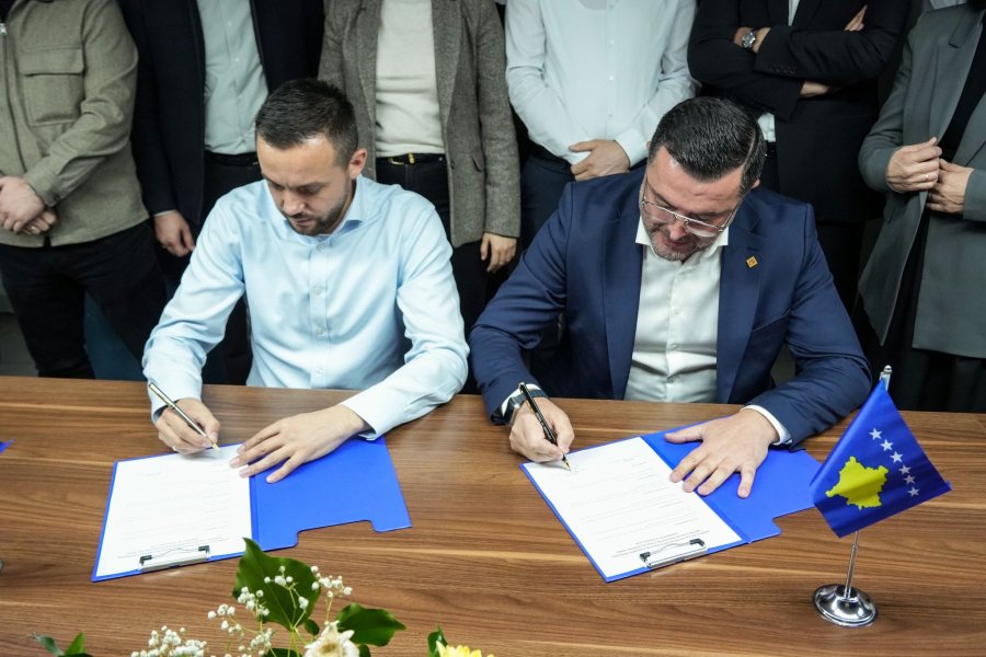 Arrihet koalicioni PDK LDK për Mitrovicën  Tahiri  Është premtim për qytetin tonë