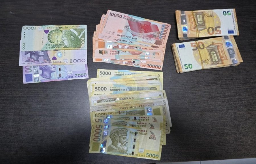 Në Vërmicë konfiskohen 25% e parave të padeklaruara të një udhëtari