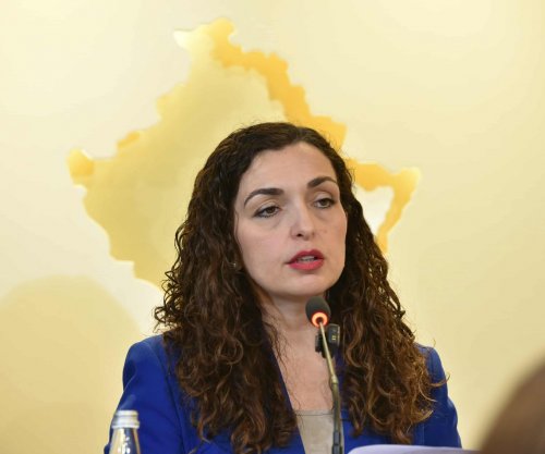 Osmani ngushëllon familjet e viktimave nga zjarri në Tuzla