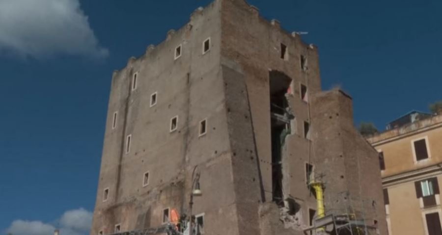 Mbi 12 orë nën rrënoja, humb jetën punëtori në Romë