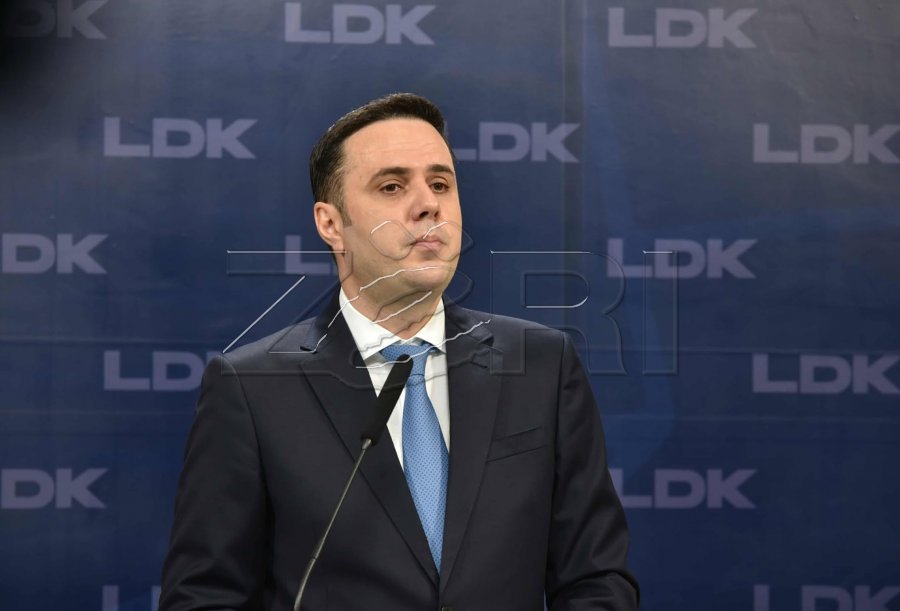 Abdixhiku sot takohet me bashkatdhetarët në Zvicër