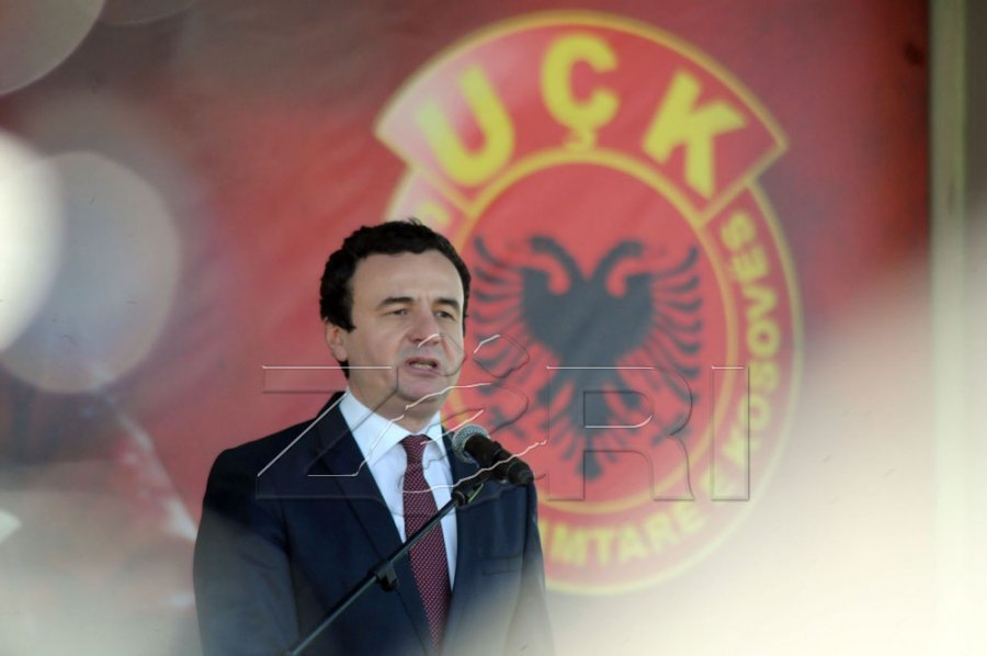 Kurti për ish-udhëheqësit e UÇK-së: S’ka arsye të mbahen në paraburgim