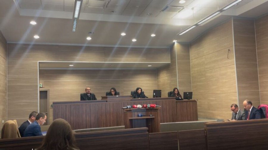 Seanca për liberalizimin e tregut të energjisë në Gjykatën Supreme zhvillohet me ndërprerje të rrymës