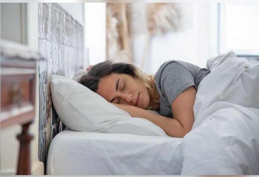 Gjumi i vikendit nuk e zëvendëson gjumin e humbur gjatë javës