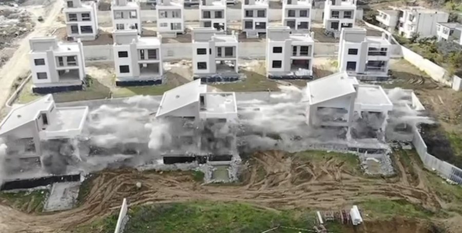 Edi Rama poston pamjet, hidhen në erë vilat pa leje në Sauk [video]