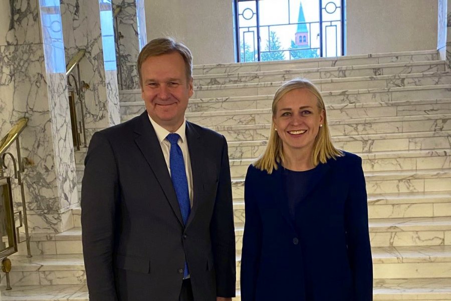 sorenseni-takohet-me-kryediplomaten-finlandeze-diskutuam-ne-detaje-per-dialogun-kosove-serbi