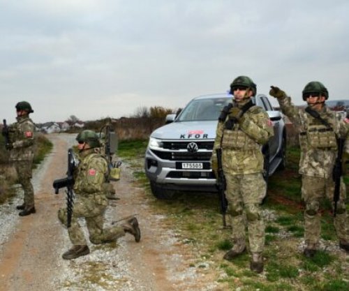 Ushtarët turq të KFOR-it patrullojnë nëpër Kosovë: Japin kontribut për stabilitetin rajonal dhe luajnë një rol kyç