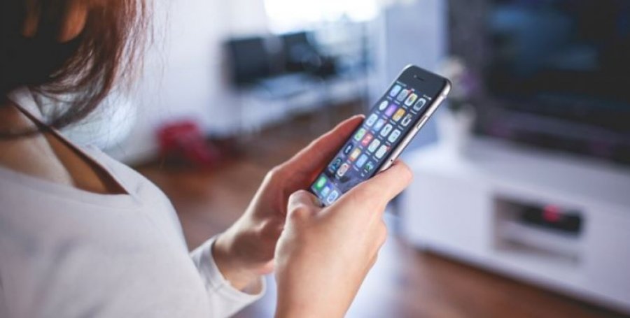 Policia heton rastin në Kamenicë, një grua ngacmohet përmes telefonit