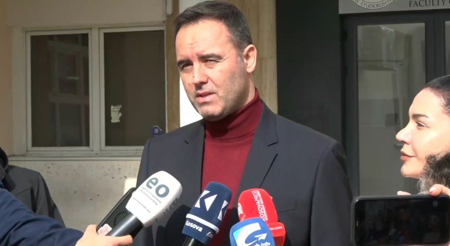 voton-konjufca-fton-qytetaret-ta-bejne-te-njejten