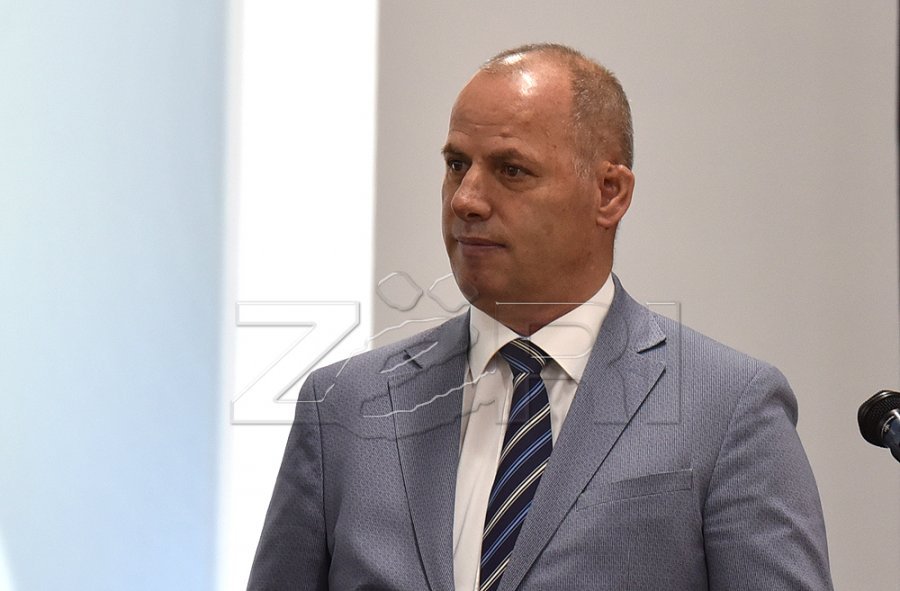 Lladrovci përkrah protestën në Strasburg  E vërteta jonë le të jetë e dukshme dhe e zëshme